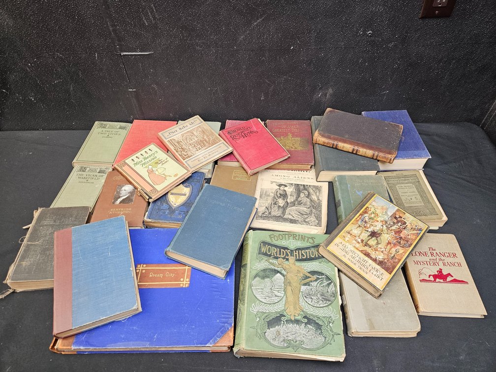 Vintage/Antique Books (S11)