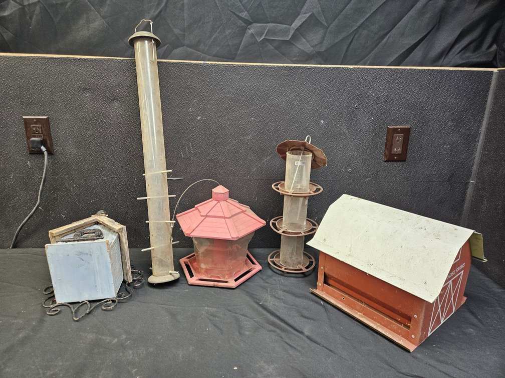 Bird Feeder Assortment (S12)