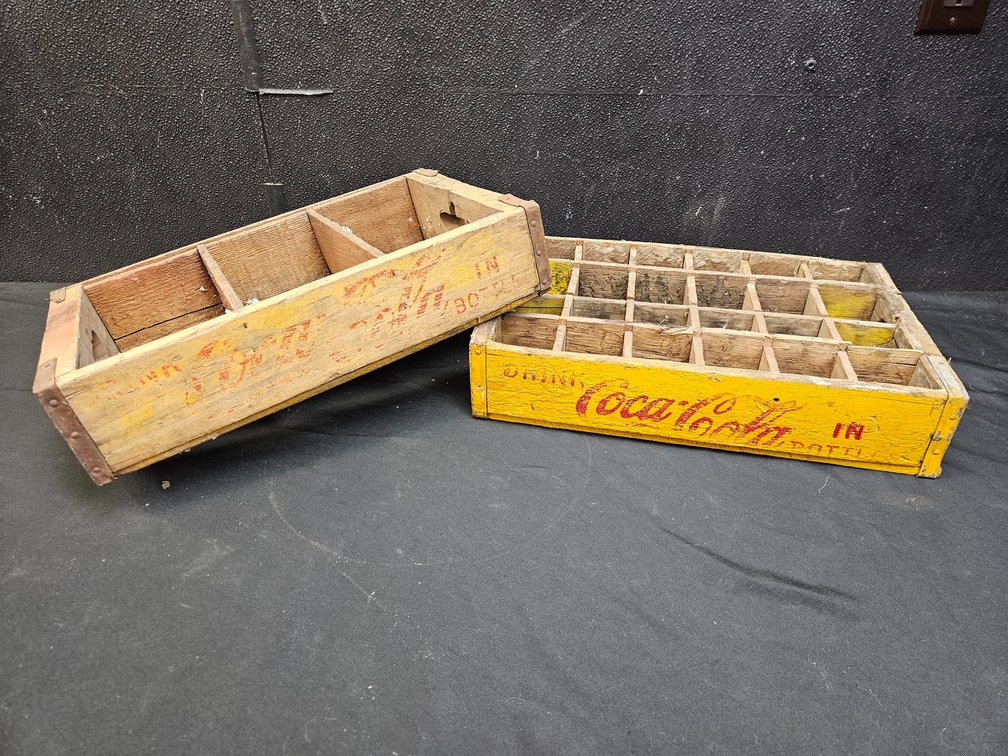 Vintage Coke Crates (S1)