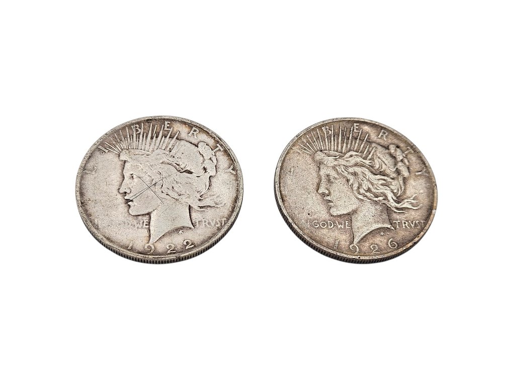Silver 1922/1926 Peace Dollar Coins (V)