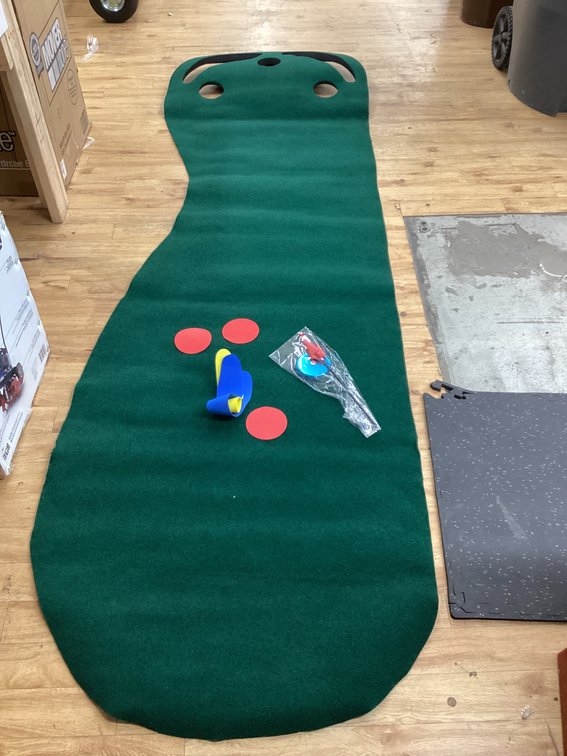 Putting Green (S1)