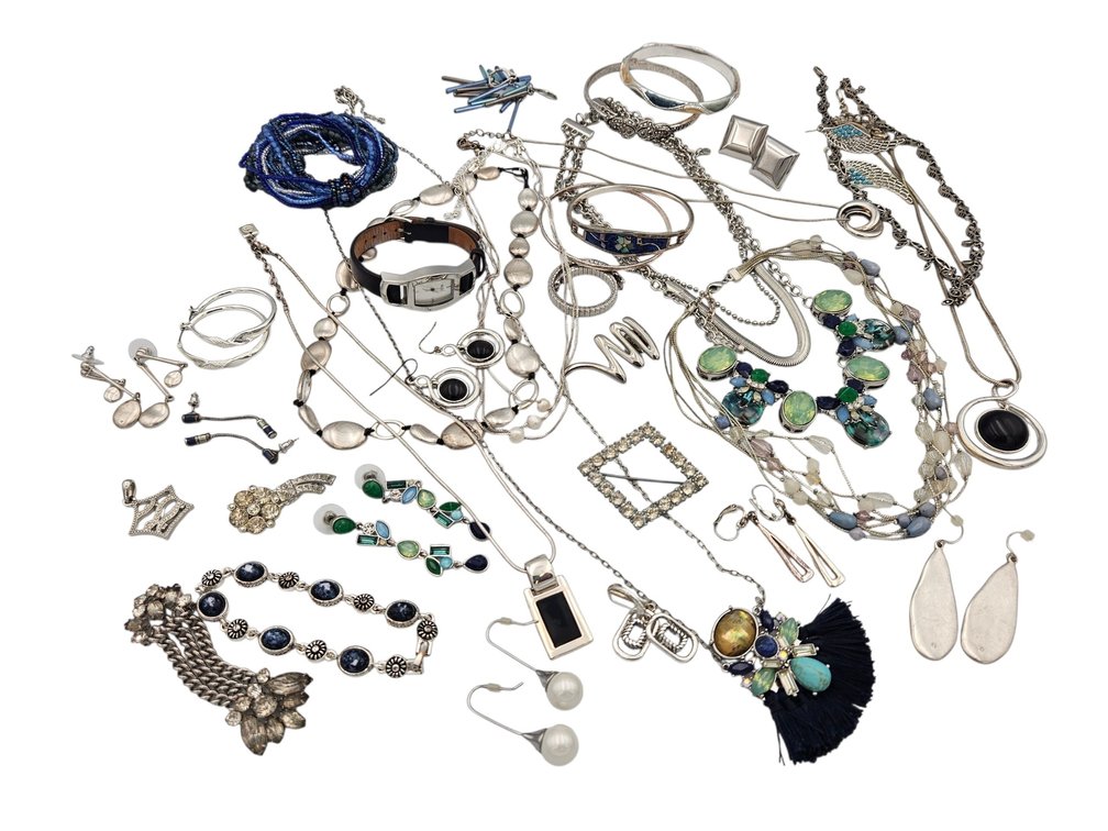 Assorted Vintage Costume Jewelry - Silver/Blue/Green Themed (V)