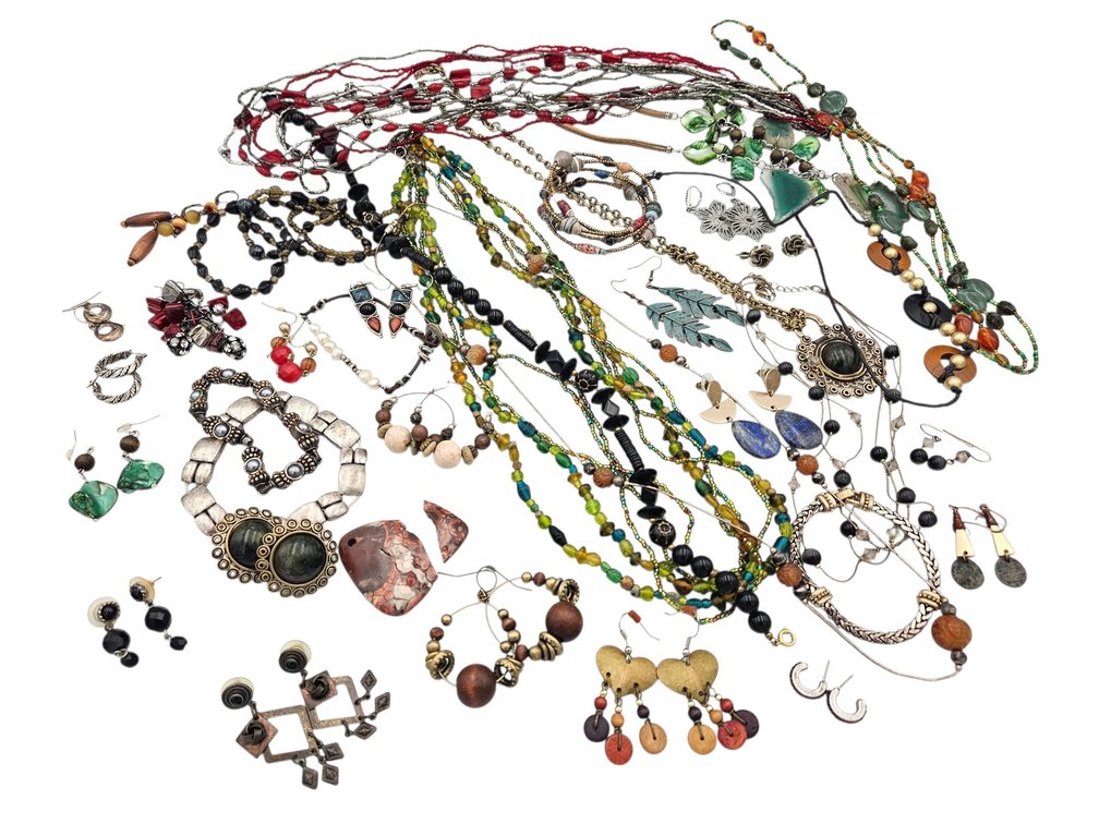 Assorted Vintage Costume Jewelry Lot - Bohemian Themed (V)