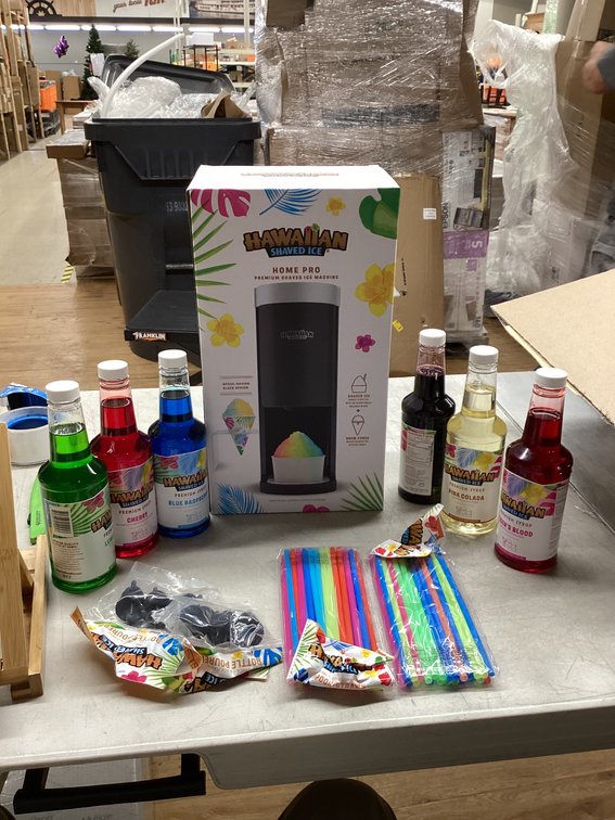 Hawaiian Shaved Ice Machine (S4)