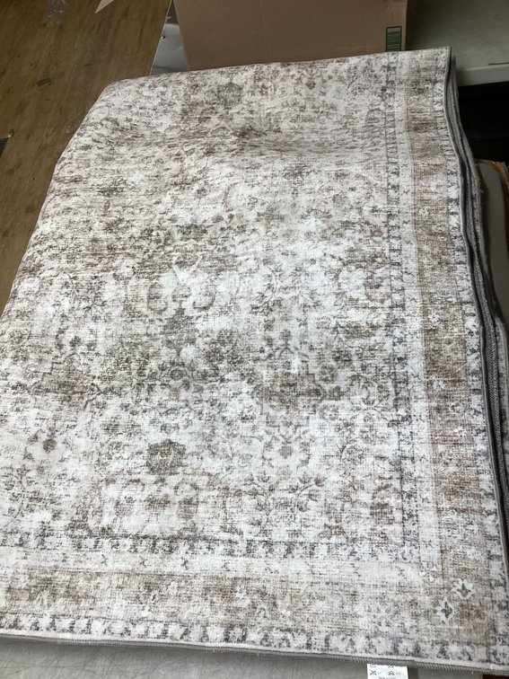 6’x9’ Area Rug (S4)