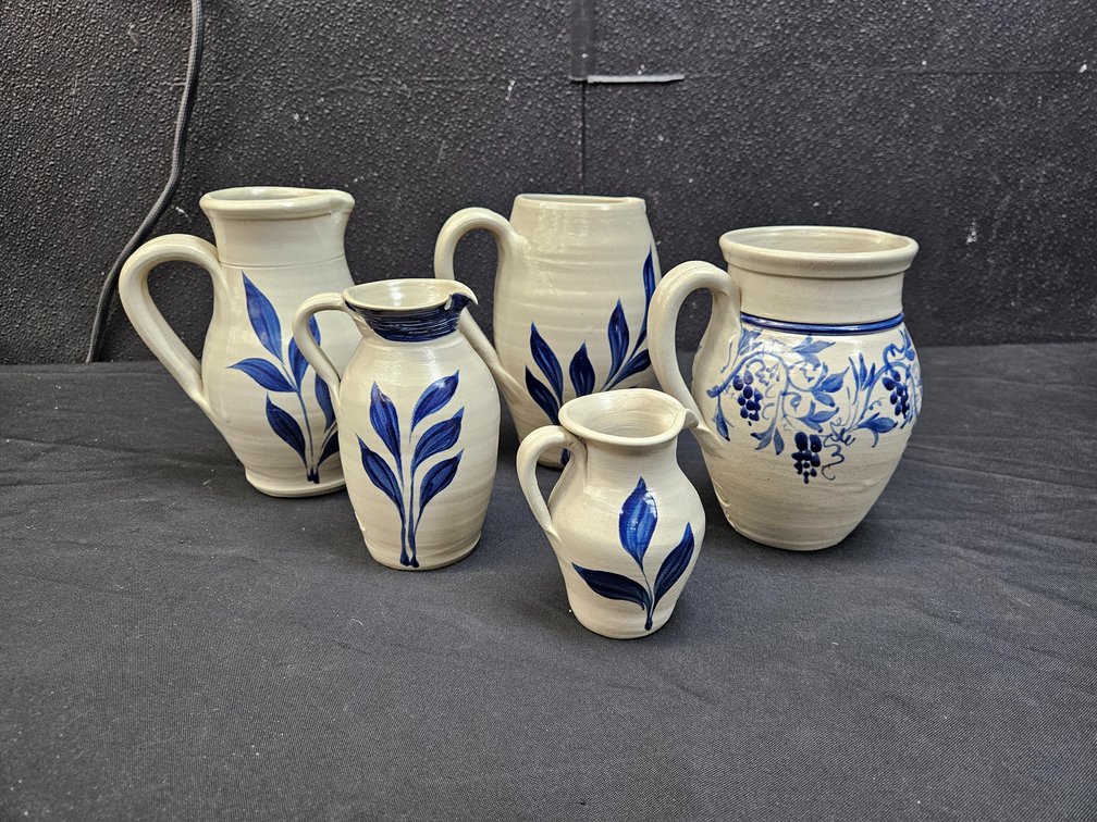 Williamsburg Pottery (S8)