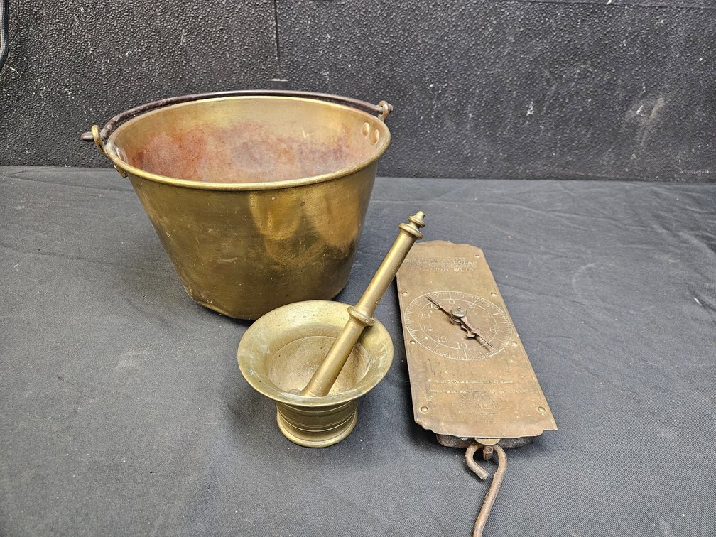 Brass Morter and Pestle and Vintage Milk Scale (S8)