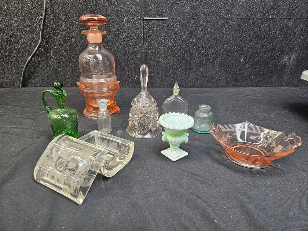Glass and Crystal Assortment (S7)