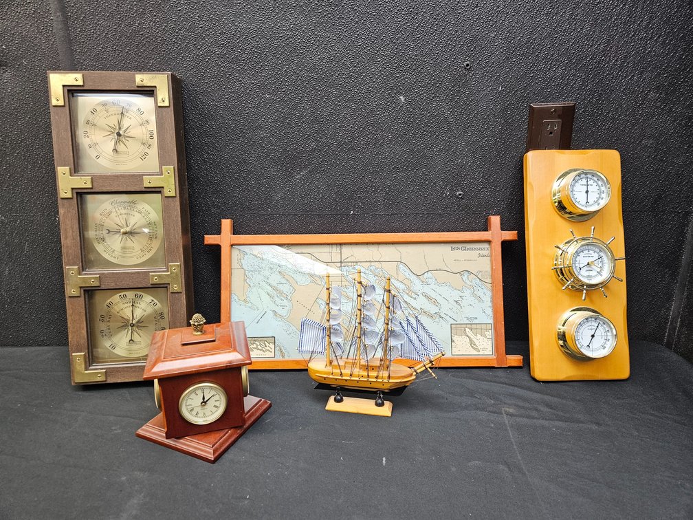 Model Ship and Nautical Decor (S6)