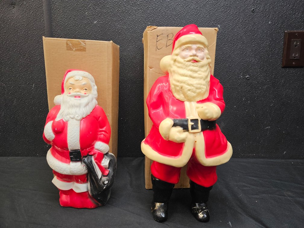 Blowmold Santa Sculptures (S6)
