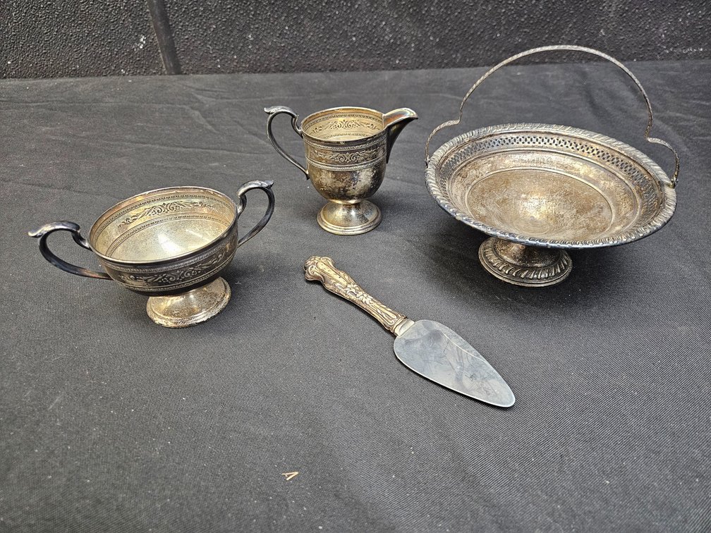 Plated Tableware (V)
