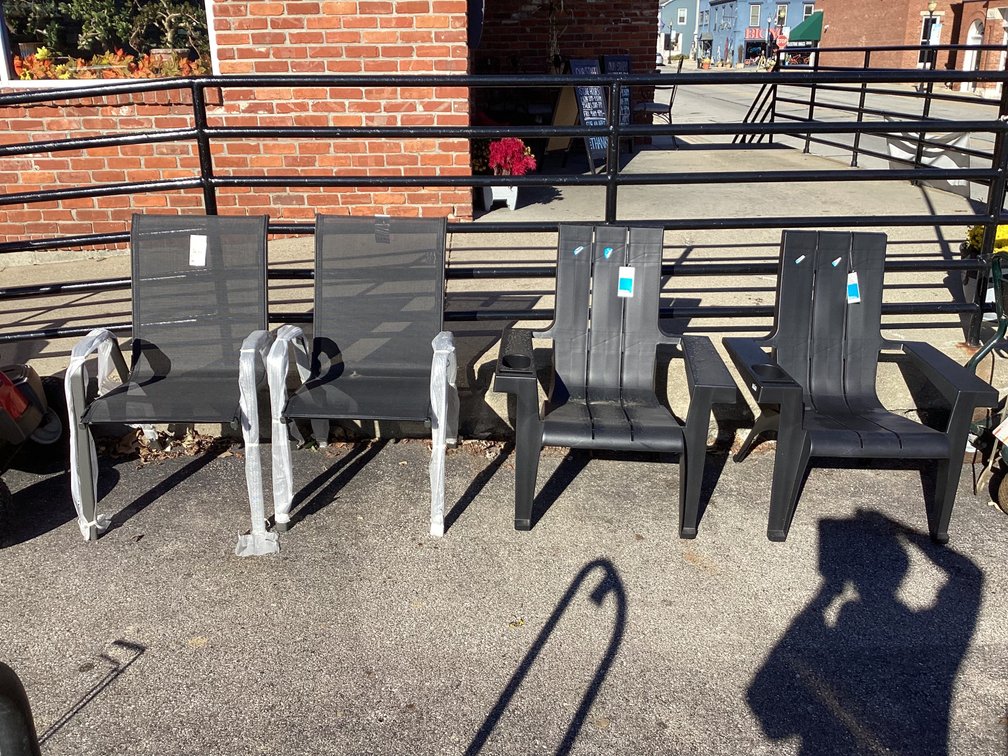 Outdoor Chairs (O)
