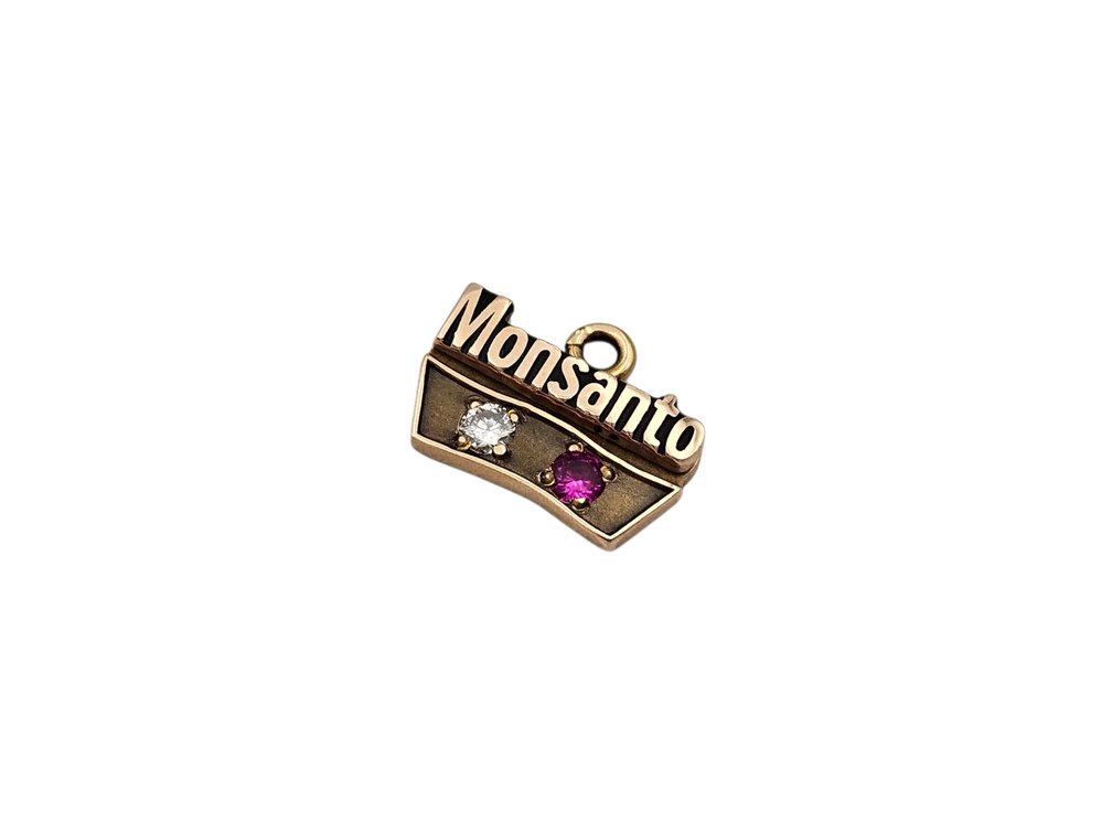 10K Yellow Gold 'Monsanto' Charm with Diamond/Ruby (V)