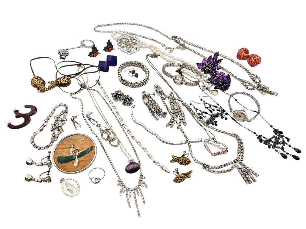 Vintage Costume Jewelry - Silver/Colorful (V)