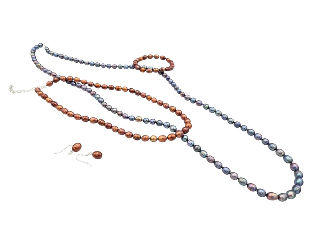 Genuine Pearl Lot with Sterling Details (V)