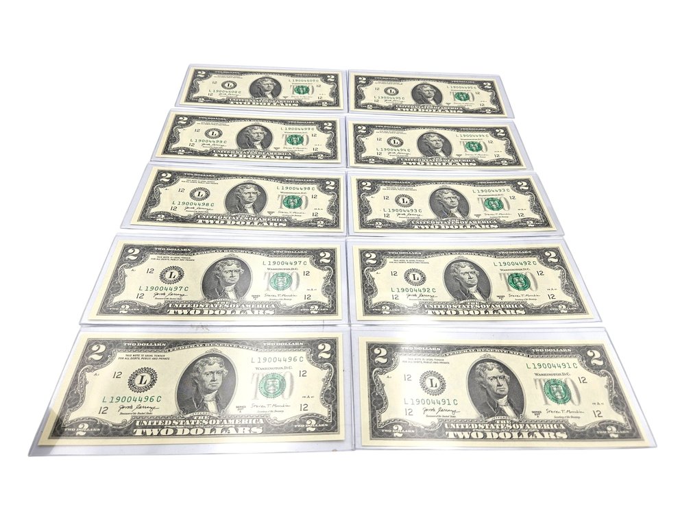 Consecutive Uncirculated $2 Bills Lot (V)