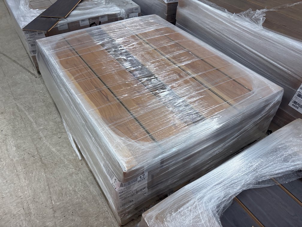 342.55 sqft Pergo Outlast Arden Blonde Hickory Waterproof Click Laminate Flooring