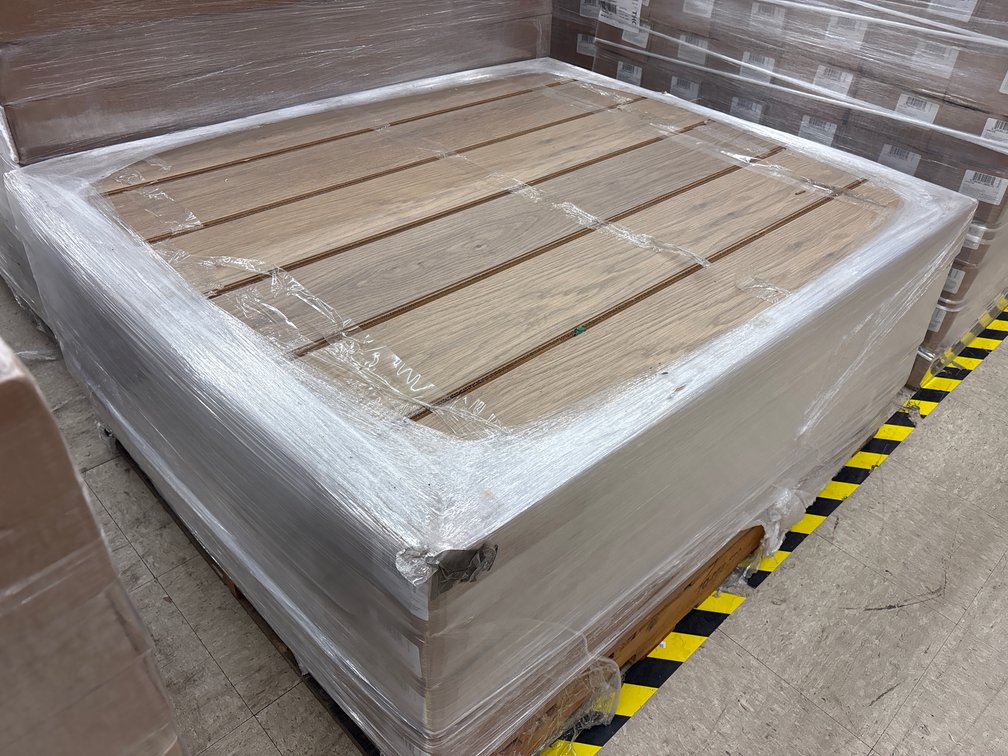 580.32 sqft Revwood Plus Adler Creek Malted Oak Waterproof Click Laminate Flooring