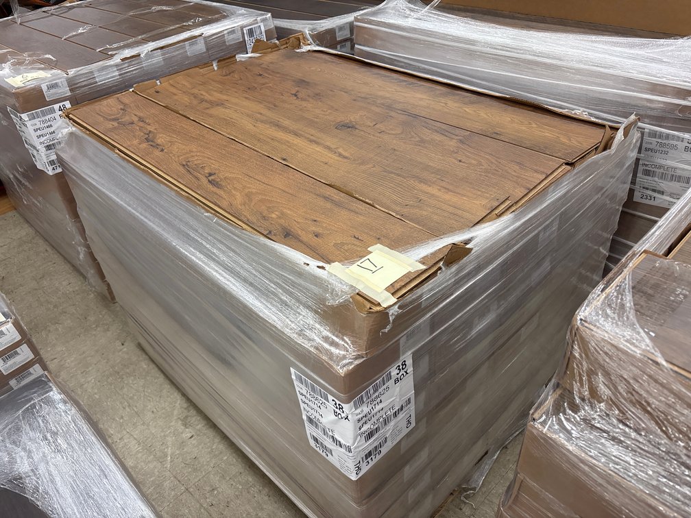 1119.10 sqft Mohawk Chestnut Waterproof Click Laminate Flooring