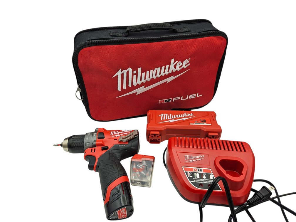 Milwaukee Drill Set (V)