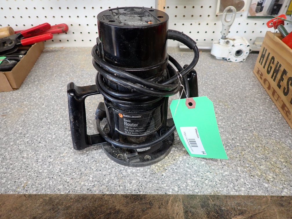 Black & Decker basic router