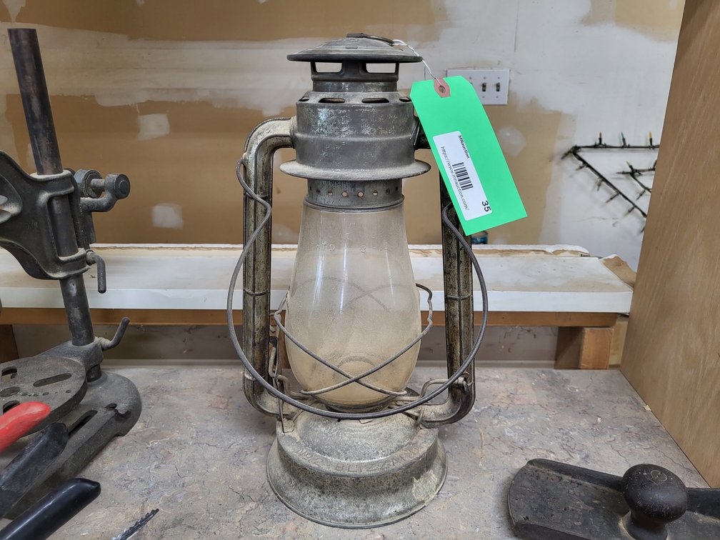 Dietz No. 2 Blizzard oil lantern