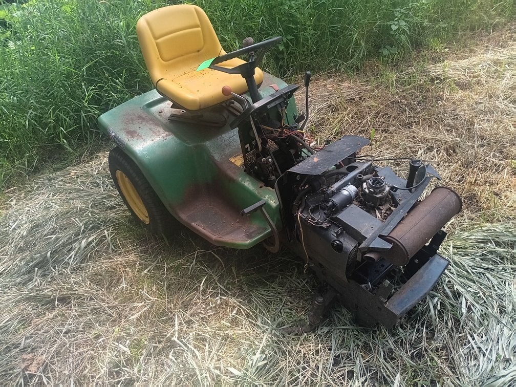 John Deere 316