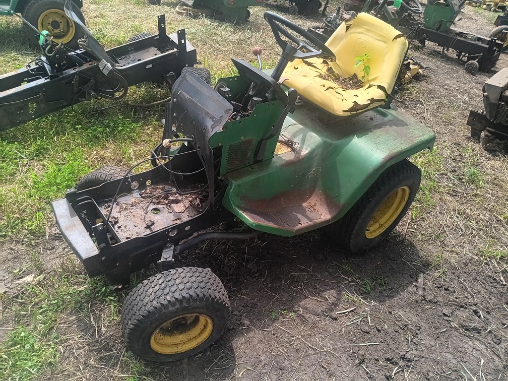 John Deere 316