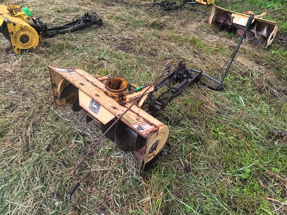 John Deere Snowthrower