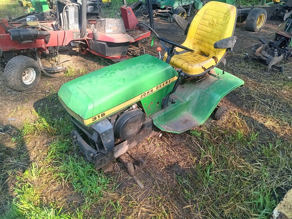 John Deere 316 with rear pto