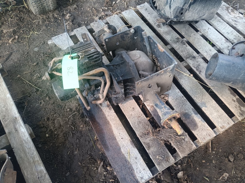 John Deere 300, 312, 314, 316k, 317 Rear end
