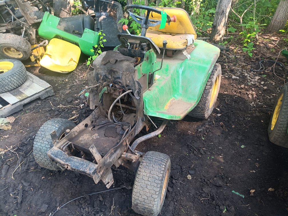 John Deere 316