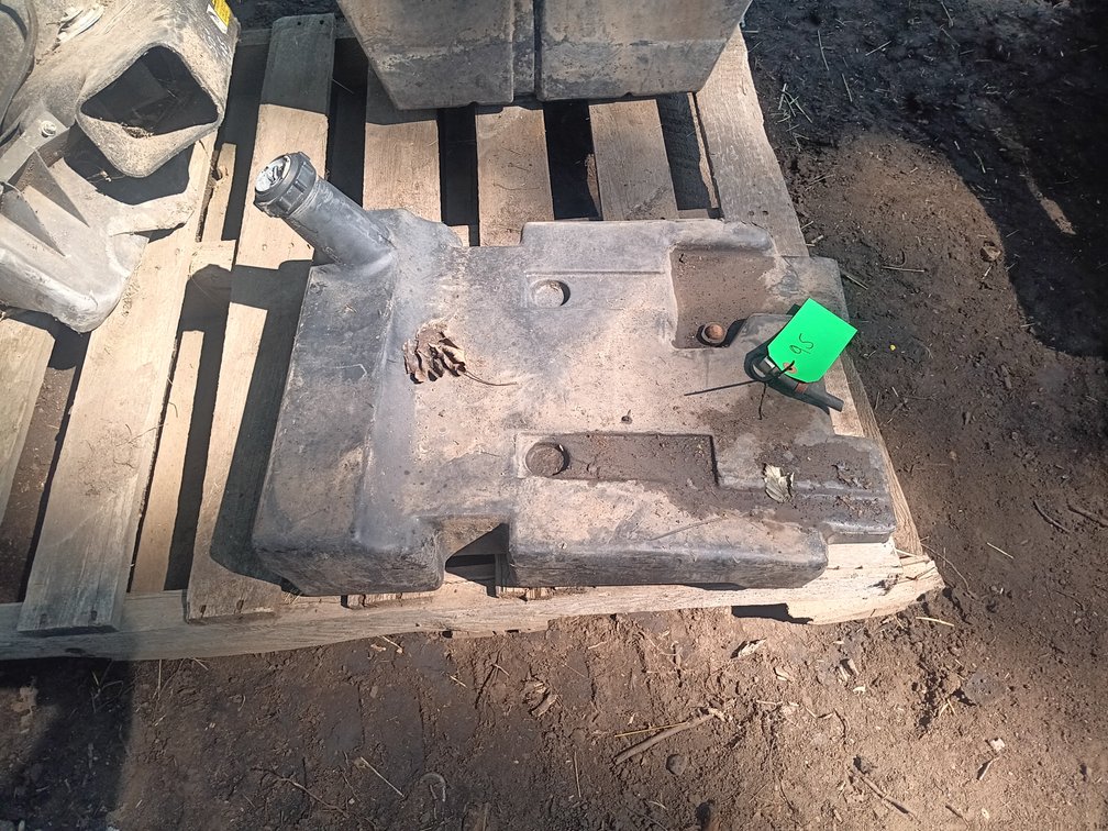 John Deere 316 Onan and 318 Fuel Tank