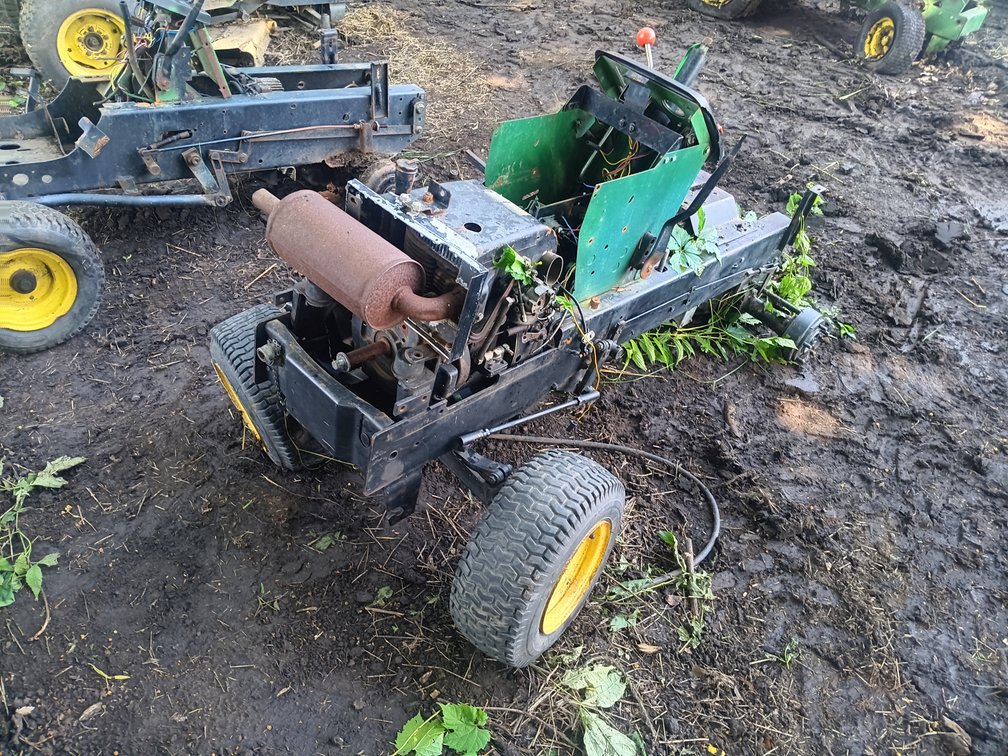 John Deere 314