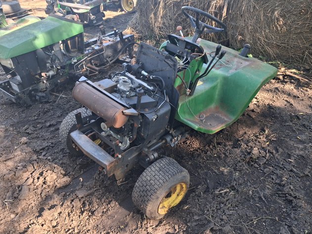 Image for John Deere 318 w P218g