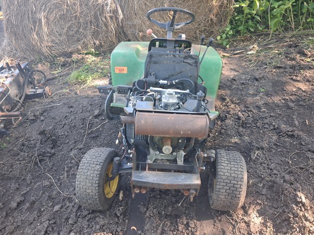 Image for John Deere 318 w P218g