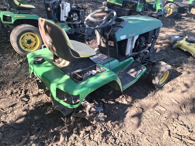 Image for John Deere 425