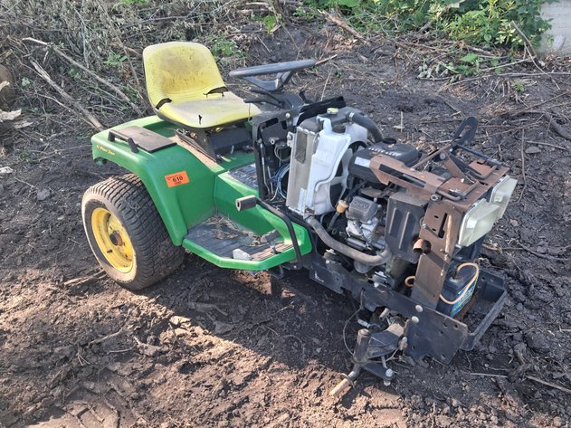 Image for John Deere 425