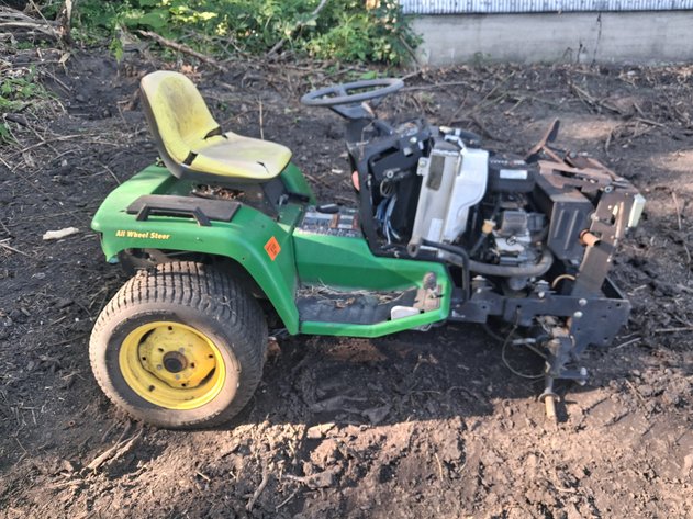 Image for John Deere 425