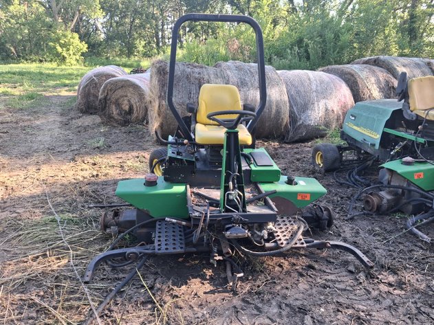 Image for John Deere 3215b