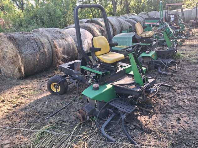 Image for John Deere 3215b