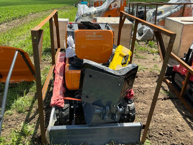 Image for 2026 LandHonor Mini Excavator