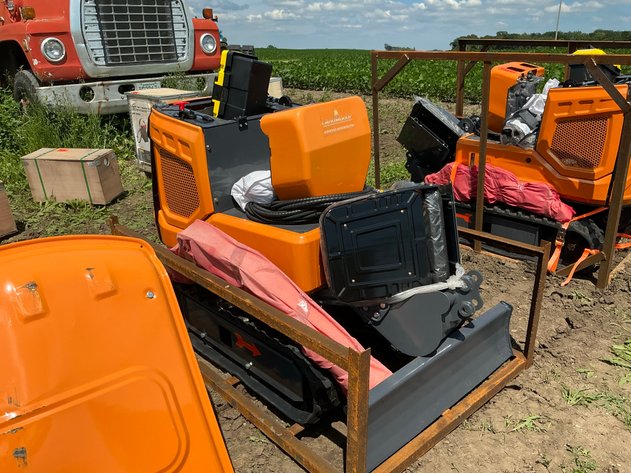 Image for 2026 LandHonor Mini Excavator