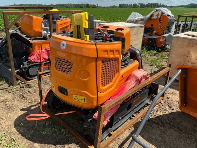 Image for 2026 LandHonor Mini Excavator