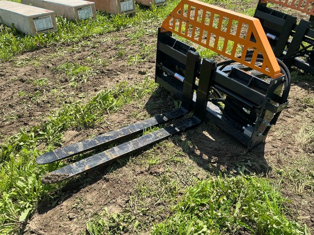 Image for LandHonor Hydraulic Pallet Forks and Frame