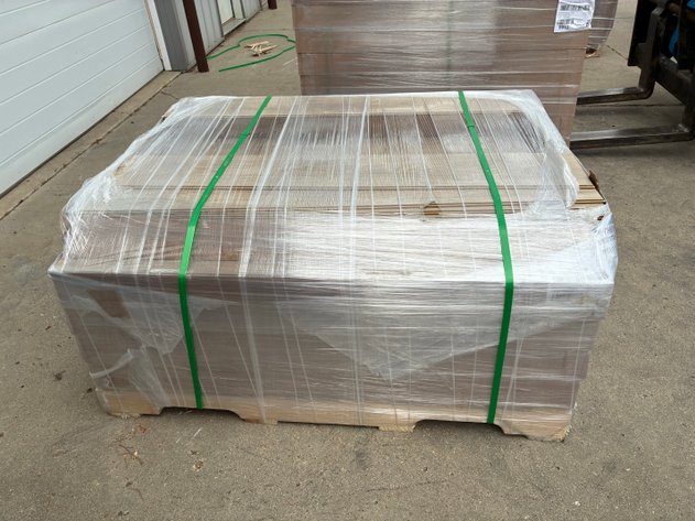 Image for 647.90 sqft Arden Cliffs Aged Burlap Oak Mohawk Waterproof Click Laminate Plank