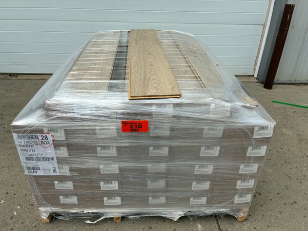 Image for 824.60 sqft Arden Cliffs Aged Burlap Oak Mohawk Waterproof Click Laminate Plank