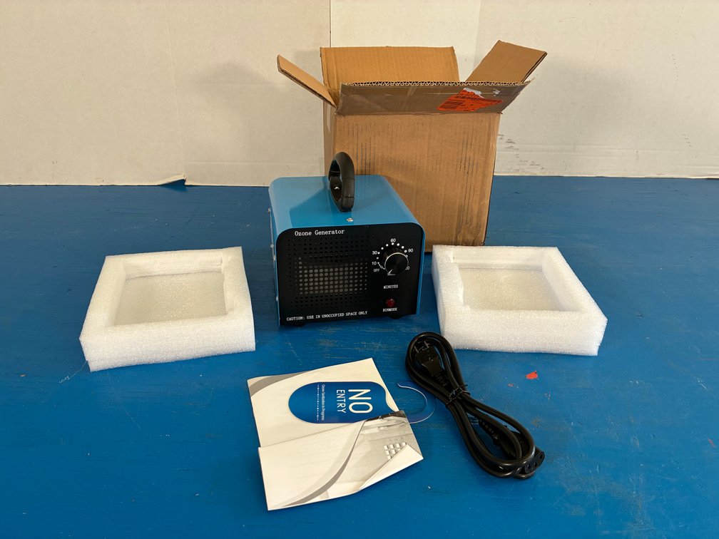 7,000 sq. ft. UV Ozone Generator in Blue, 45000 mg/h High Capacity Commercial/Industrial Ozone Generator Machine