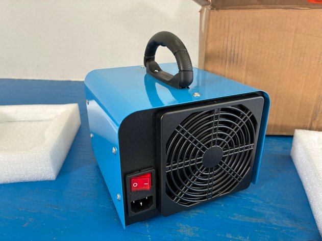 Image for 7,000 sq. ft. UV Ozone Generator in Blue, 45000 mg/h High Capacity Commercial/Industrial Ozone Generator Machine