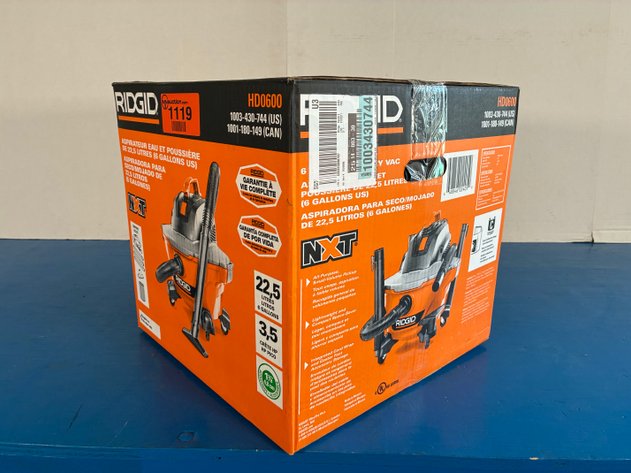 Image for Ridgid 6 Gal. 3.5 Peak HP NXT Shop Vacuum Wet Dry Vac with General Debris Filter, Locking Hose and Attachments HD06001